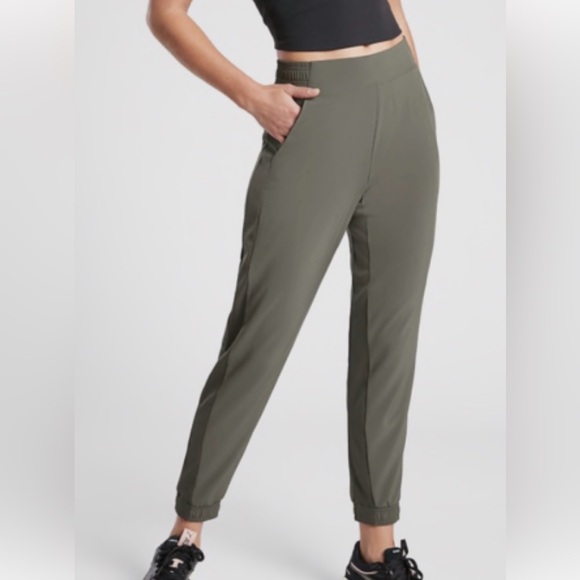 Athleta Pants - Athleta Brooklyn Joggers Olive Green Lounge Workout Gym Yoga Pilates Casual Hike